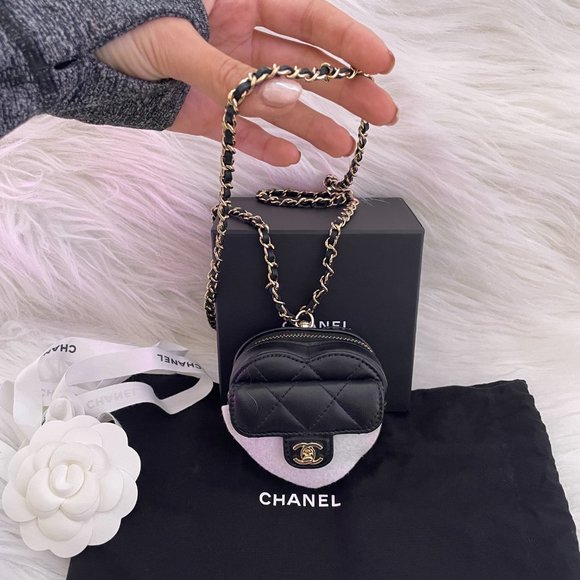 NEW Chanel CC in Love Heart Necklace Mini Bag Coin Purse Black Quilted Lambskin - Picture 7 of 11